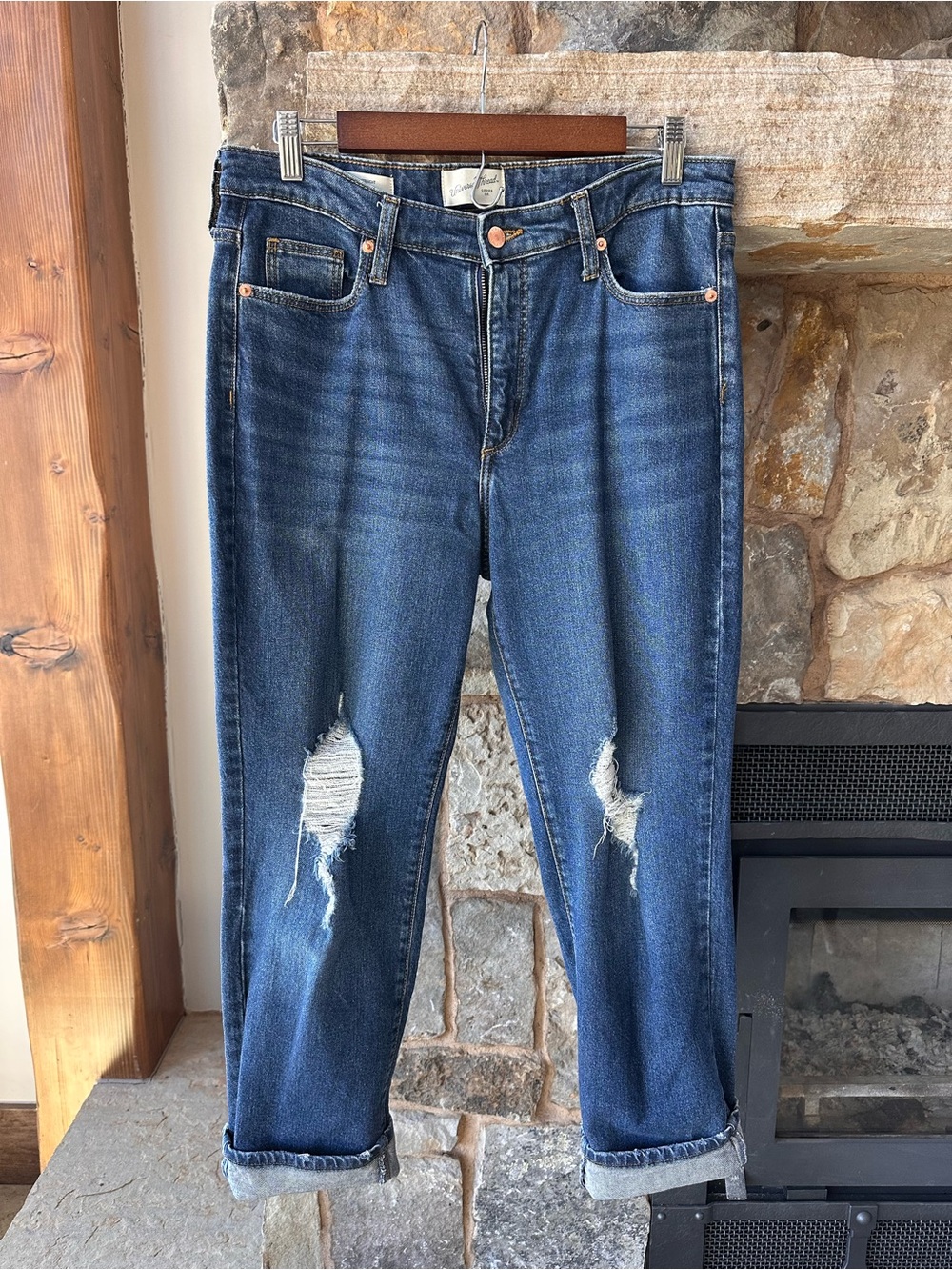Universal Thread Distressed Dark Blue Boyfriend Jeans